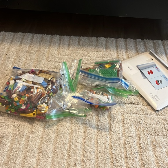 Lego Friends Friendship Treehouse - Picture 2 of 4